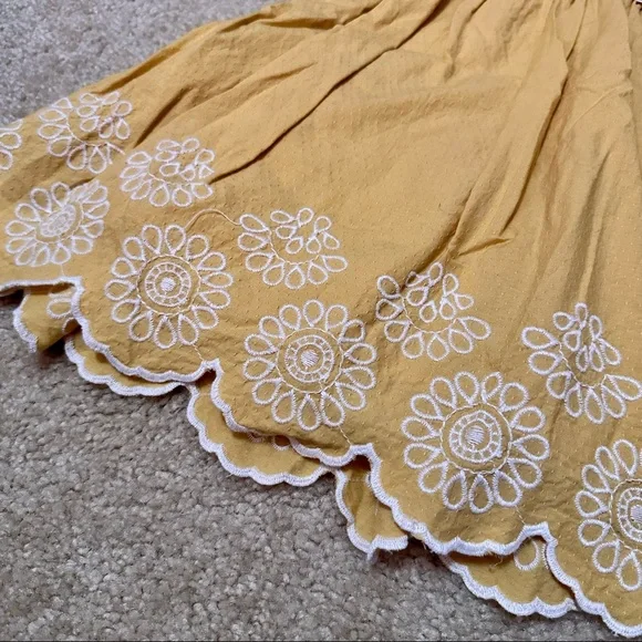 Tahari Yellow Scalloped Dress - Picture 6 of 7